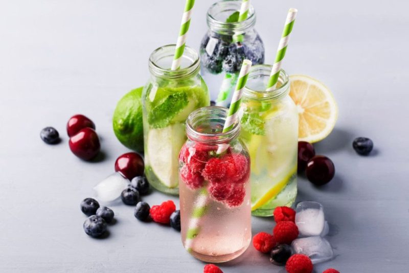 Funkciniai kokteiliai be alkoholio 2025-aisiais