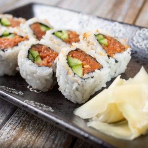 Naminiai suši - su tunu ir su daržovėmis