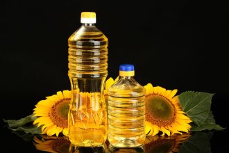 Saulėgrąžų aliejus buityje: 5 netikėti, bet labai praktiški panaudojimo būdai