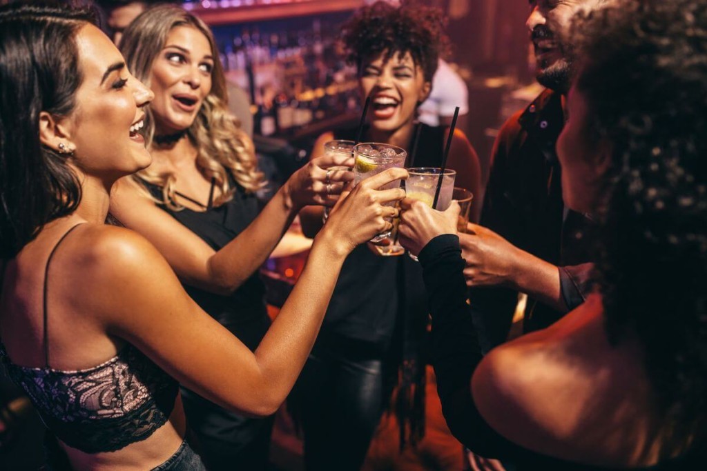 Alkoholis. Per kiek laiko pasišalina iš organizmo?