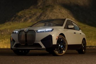 BMW iX elektromobilis. Nuotraukos šaltinis bmwusa.com