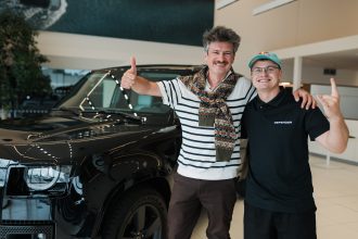 Defender perdavimas Rokui Baciuškai 4.