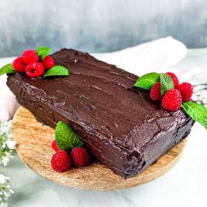 Nekeptas sausainių ir varškės tortas