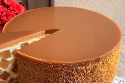 Medaus tortas su karamele receptas