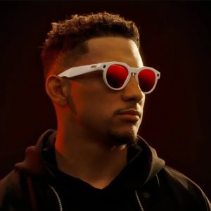 Oakley Meta HSTN išmanieji akiniai. Pristatė išmaniuosius akinius. Nuotraukos šaltinis: theverge.com