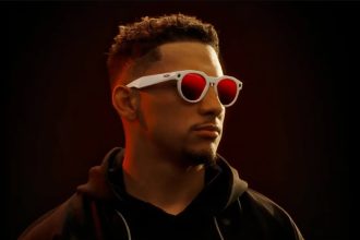Oakley Meta HSTN išmanieji akiniai. Pristatė išmaniuosius akinius. Nuotraukos šaltinis: theverge.com