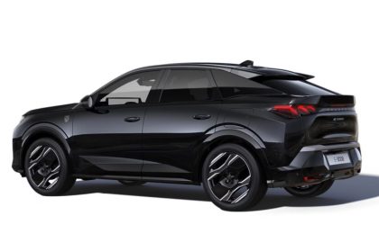 Peugeot e-3008 GT Electric apžvalga. Nuotraukos šaltinis: peugeotlietuva.lt