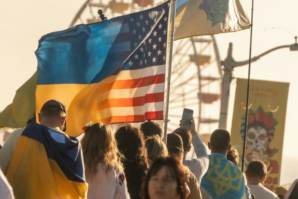 Ukraina pasiekė kritinę ribą: kokia ateitis laukia JAV dėmesiui nukrypus į Izraelį ir Iraną? Aukšto lygio perspėjimai