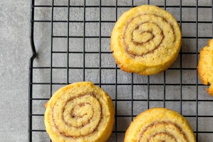 Cinamono bandelių skonio sausainiai