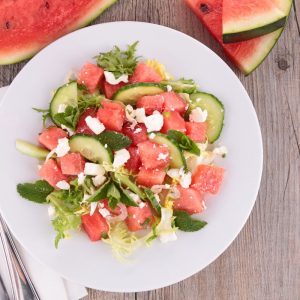 Gaivinančios vasaros dienoms: arbūzų salotos su feta sūriu