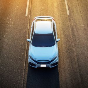10 daiktų, kuriuos visada verta turėti savo automobilyje