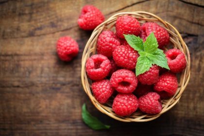 8 priežastys, kodėl verta įtraukti avietes į savo mitybą