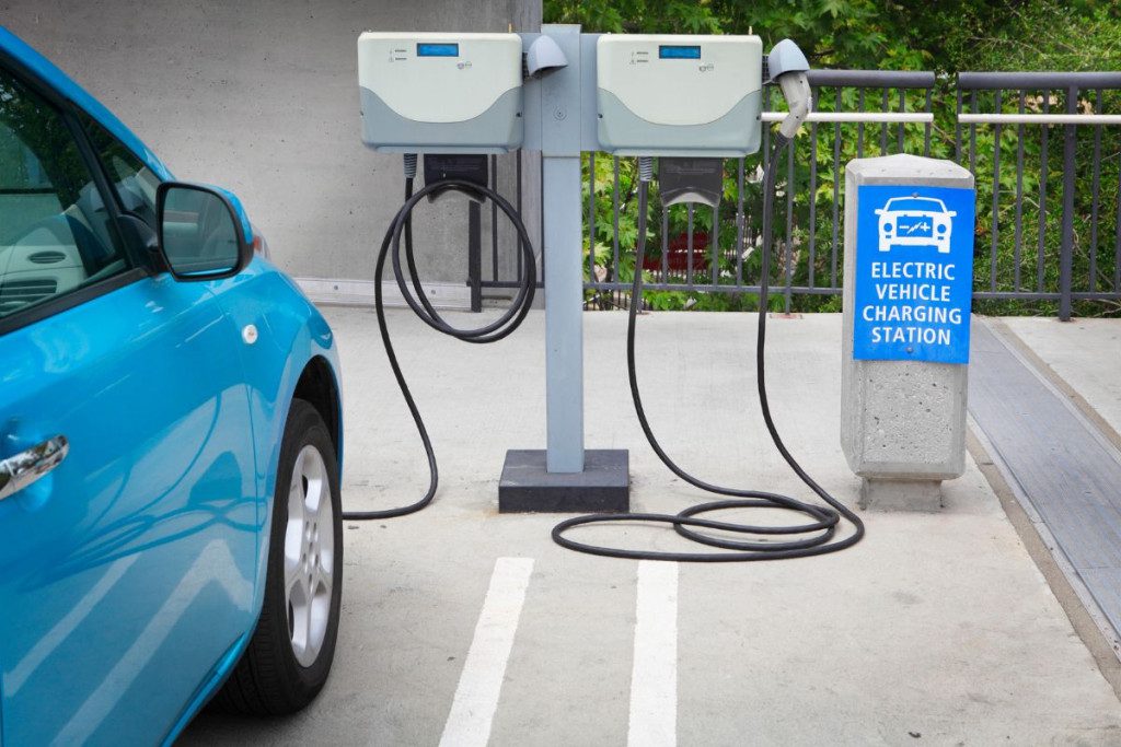 Ar elektromobiliai išties ekologiškas pasirinkimas? Elektros energijos šaltinis