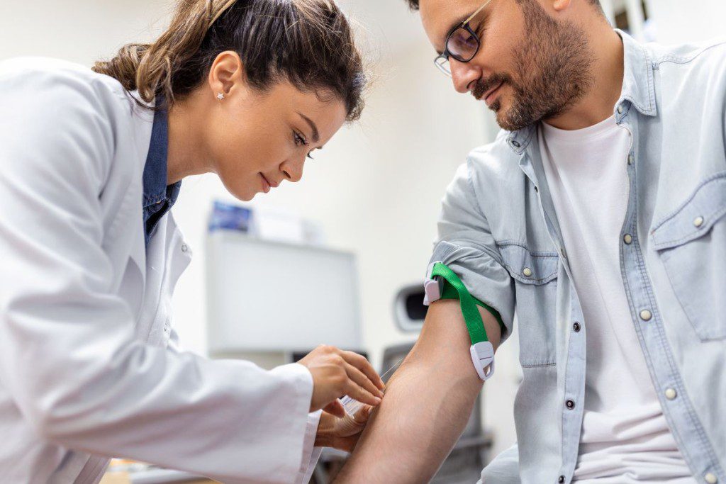 Ar galima apskaičiuoti savo biologinį amžių? Kraujo tyrimai