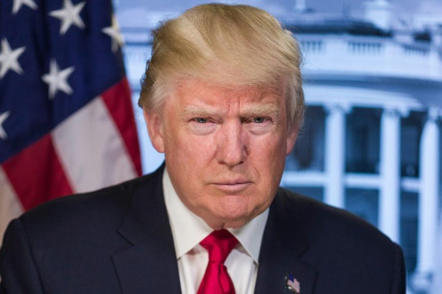 Ar Trumpas su savo ego sugriaus JAV? Štai dėl ko nerimaujama