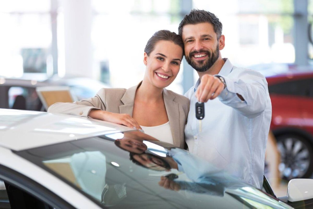 Ekspertai pasidalijo, kada geriausias metas pirkti automobilį. Naujas automobilis