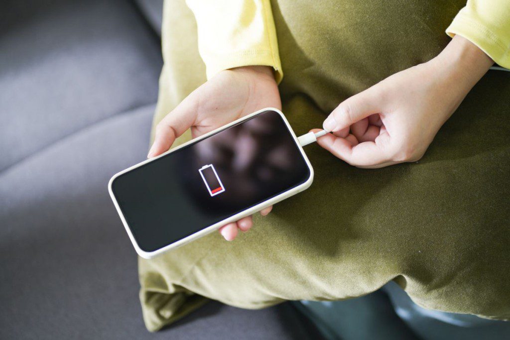 Kada geriausias metas krauti išmanųjį telefoną. Geriausias paros metas