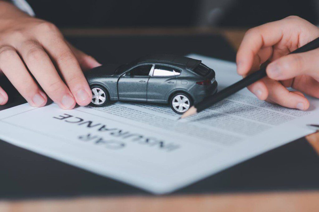 Kaip išvengti apgavysčių perkant automobilį? Netikri automobilių skelbimai