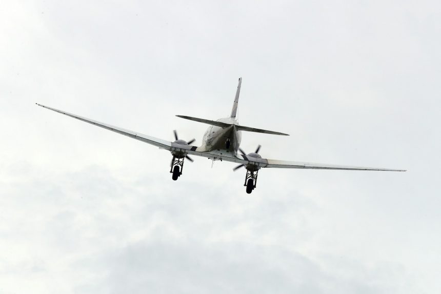 Kodėl JAV kariuomenės dronams Ukraina meta šešėlį?