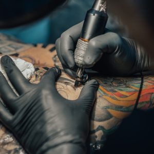 Kokią žalą organizmui kelia tatuiruotės?