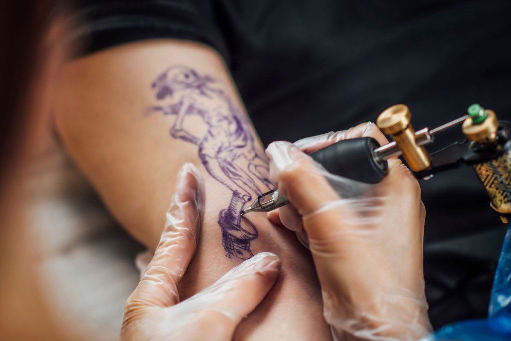 Kokią žalą organizmui kelia tatuiruotės? Granuliomos ir kitos komplikacijos