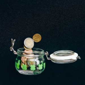 Kokiais atvejais iš banko galite susigrąžinti pinigus kai jie rezervuoti?