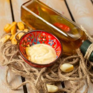 Koks ingredientas pavojingiausias: Majonezas, aliejus ar grietinė?