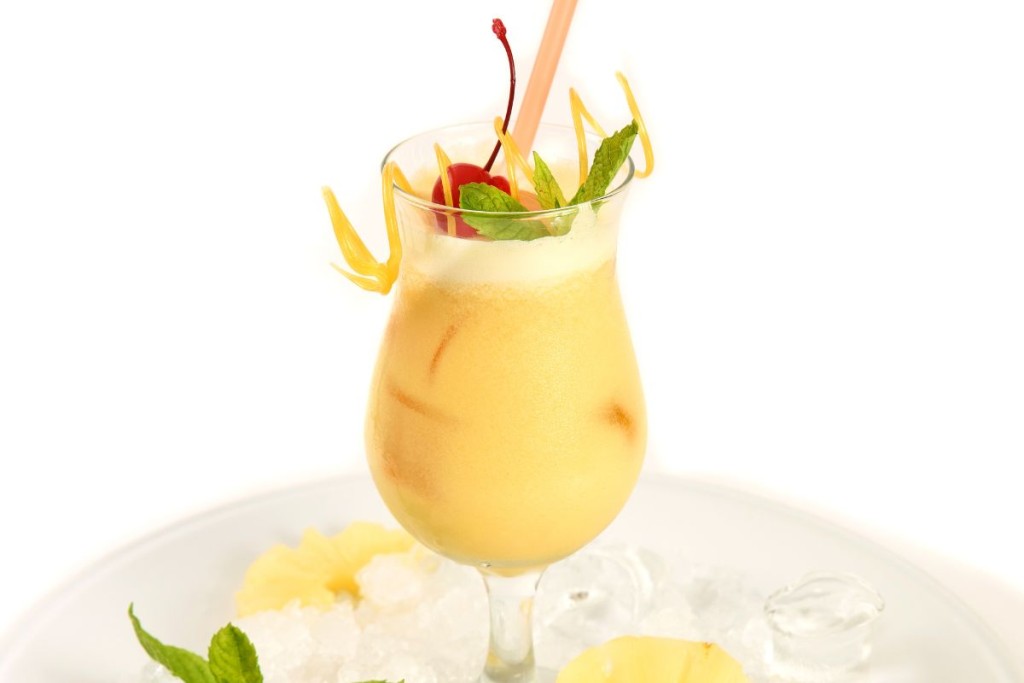 Kokteiliai su romu pinacolada receptas