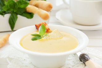 Kreminė lęšių sriuba su šonine