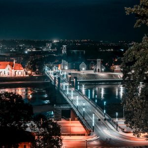 Lietuvos ekonomika atsitiesia: augimas tęsiasi, bet ar užteks rezervų iššūkiams?