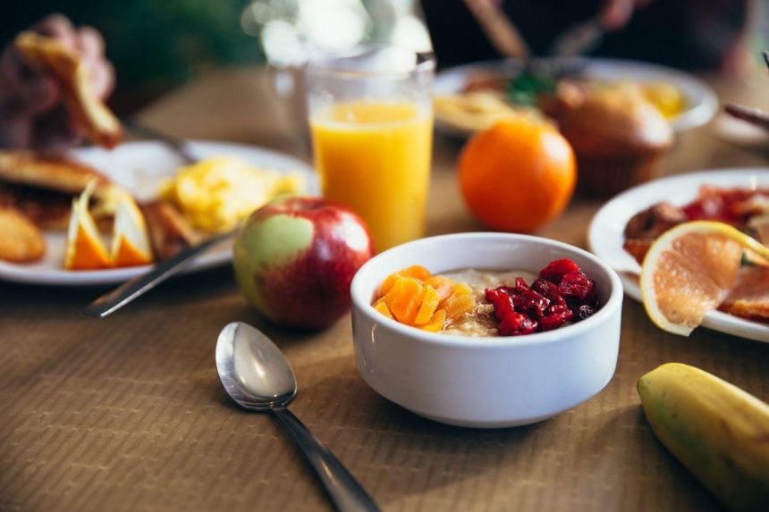 Maisto produktai, kurių nedrėtų valgyti pusryčiams