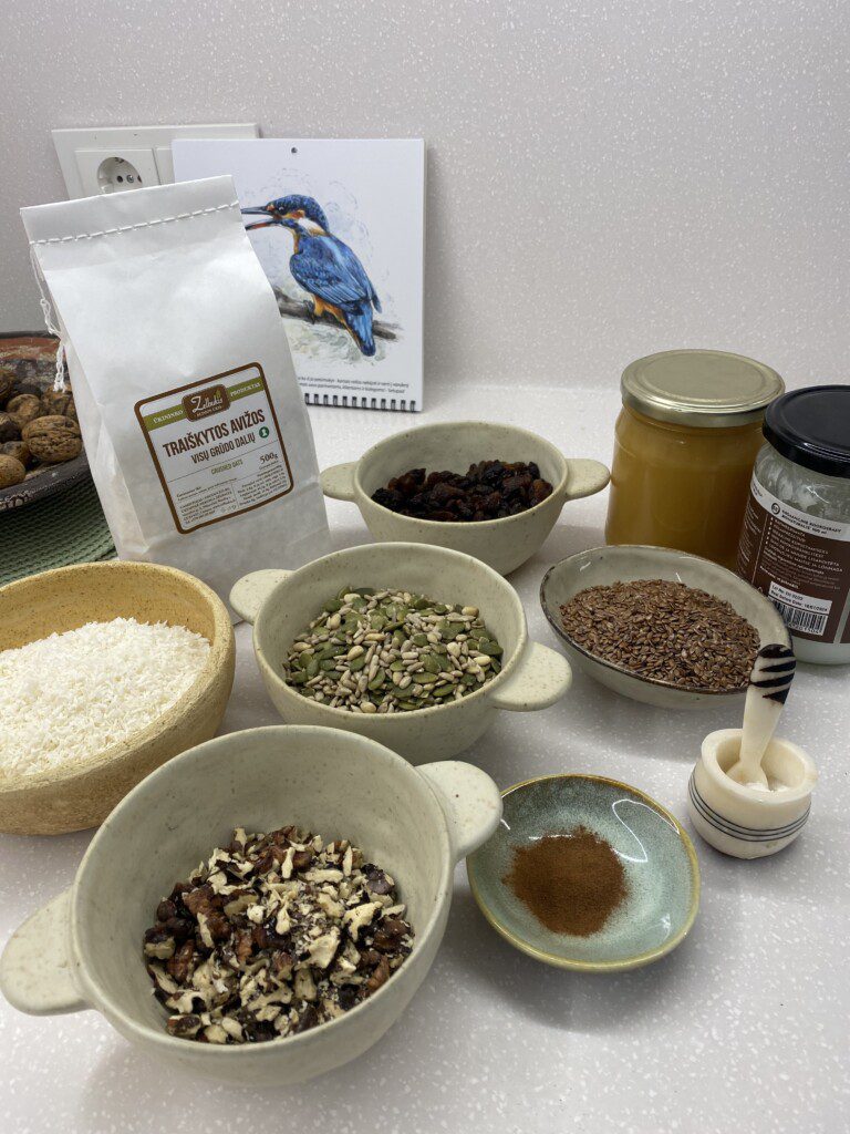 Naminė granola pagal Neringą. Receptas, ingredientai