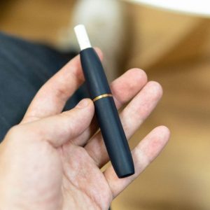 Naujas pavojus sveikatai ar mažesnė blogybė? Kaitinami tabako produktai kelia nerimą