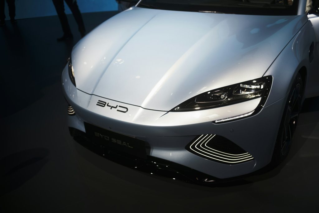 Nematoma permoka už automobilį: ar lietuviai moka per brangiai už įsigytus automobilius? Kinų automobiliai