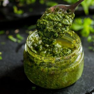 Pesto padažas – paruošti namuose itin paprasta