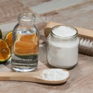 Priemonė piktžolėms vos iš dviejų ingredientų.