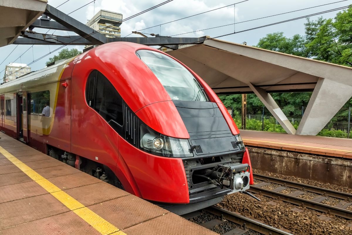 Rail Baltica – ar greitaeigė geležinkelio jungtis pakeis Baltijos šalių ateitį?