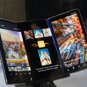 Samsung Galaxy tri-fold. Nuotraukos šaltinis: theverge.com