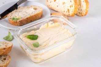 Veganiškas sviestas - ar tikrai sveikesnė alternatyva už tradicinį.