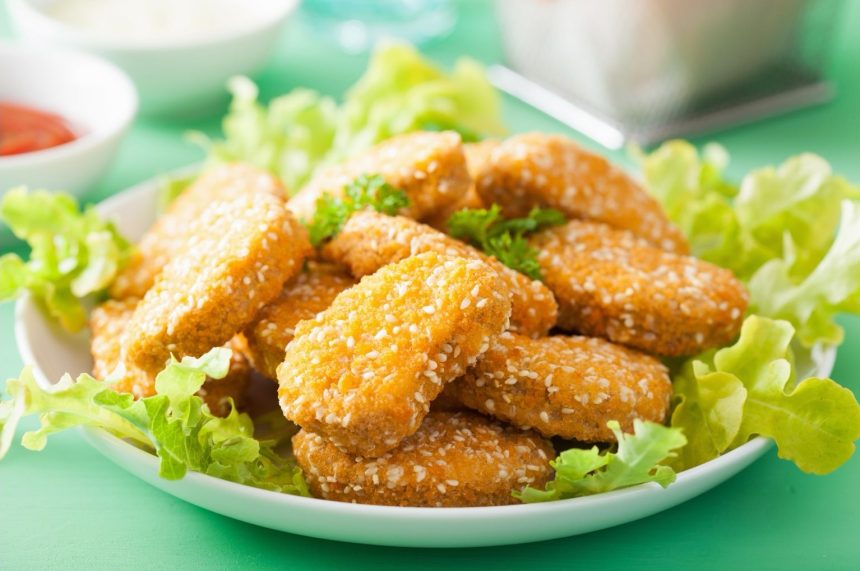 Veganiški tofu ir bulvių kepsneliai