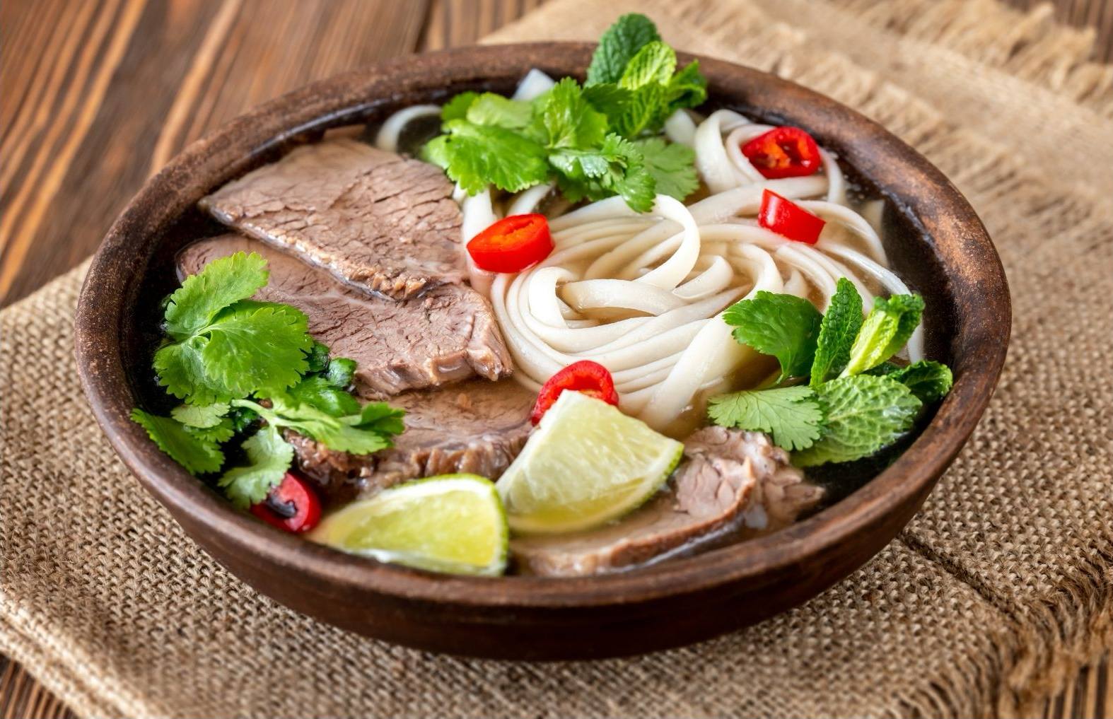 Vietnamietiška jautienos sriuba