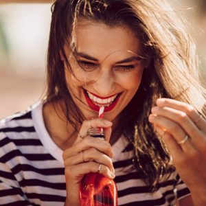 Jaučiatės alkanesni po dietinio gėrimo? Nauji tyrimai paaiškina kodėl