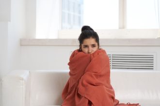 Jums nuolat šalta? 11 galimų priežasčių kodėl
