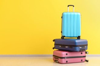 Kelionės be streso: ką būtina įsidėti į lagaminą? TOP 7 pamirštami daiktai