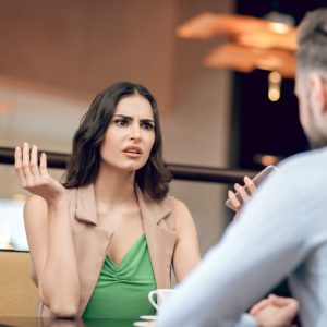 Kai partneris pradeda erzinti: kaip suvaldyti nepasitenkinimą