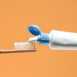 Kaip išsirinkti tinkamiausią dantų pastą? 6 klausimai, į kuriuos turite atsakyti