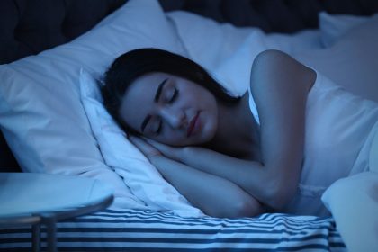 Kaip kompensuoti prarastą miegą ir gerinti poilsio kokybę