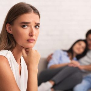 Kodėl buvęs partneris taip greitai susirado naujus santykius? Psichologės įžvalgos