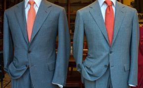 Kodėl pagal etiketo taisykles apatinė vyriško švarko saga niekada neturi būti užsegta?