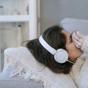 Liūdna muzika – liūdna nuotaika? Naujas tyrimas atskleidžia priešingai